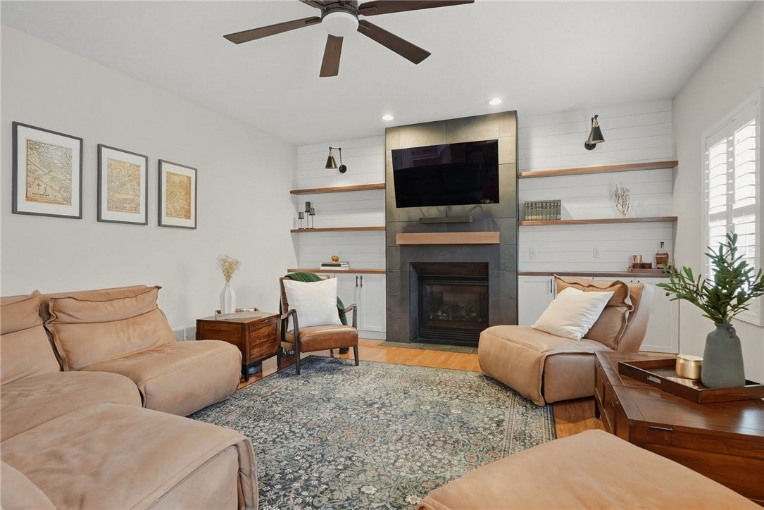 217 Windham Ln, Mars, PA 16046 217 Windham Ln, Mars, PA 16046