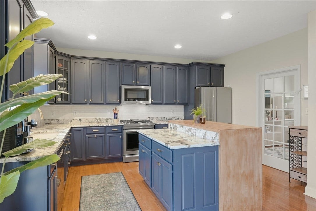 217 Windham Ln, Mars, PA 16046 217 Windham Ln, Mars, PA 16046