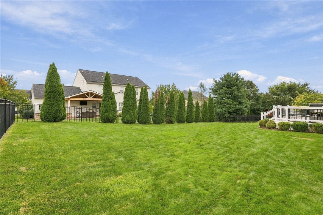 217 Windham Ln, Mars, PA 16046 217 Windham Ln, Mars, PA 16046