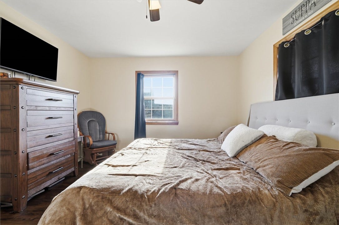 1115 Brown St, Rostraver Twp, PA 15012 1115 Brown St, Rostraver Twp, PA 15012