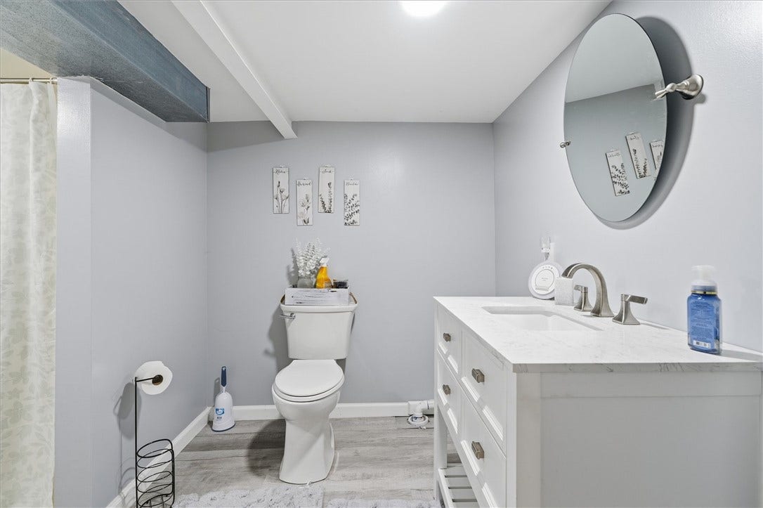 1115 Brown St, Rostraver Twp, PA 15012 1115 Brown St, Rostraver Twp, PA 15012