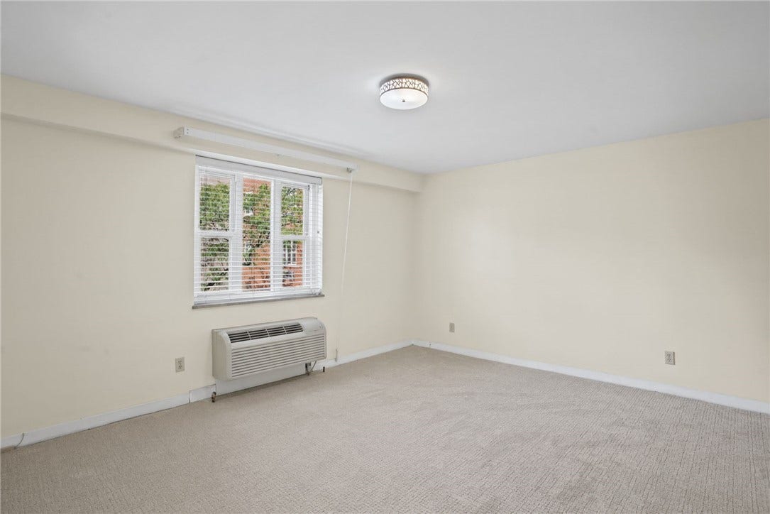 4601 Fifth, #521, Pittsburgh, PA 15213 4601 Fifth, #521, Pittsburgh, PA 15213