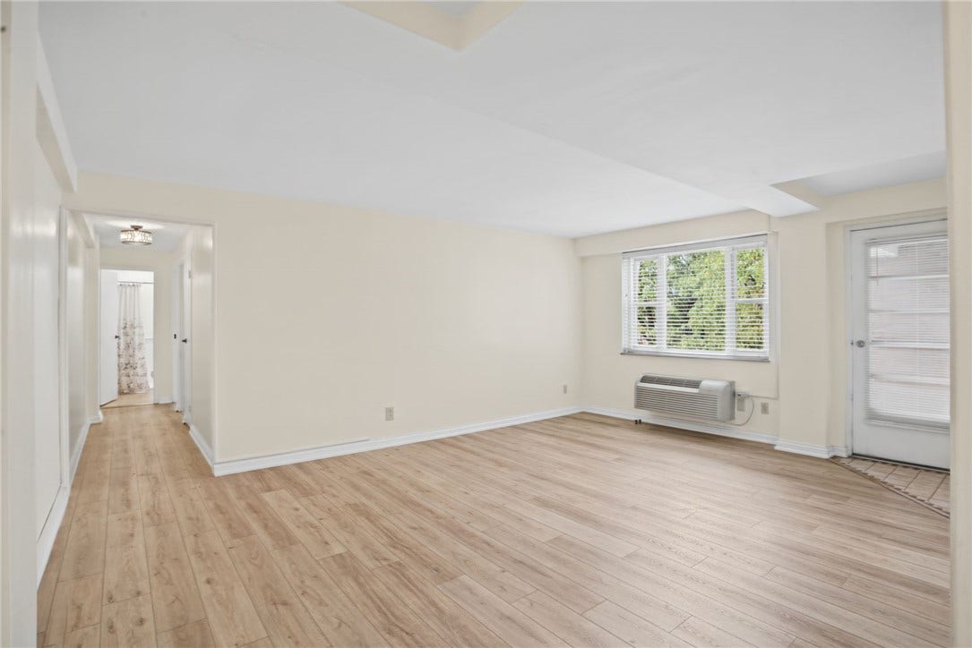 4601 Fifth, #521, Pittsburgh, PA 15213 4601 Fifth, #521, Pittsburgh, PA 15213