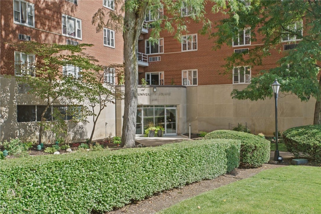 4601 Fifth, #521, Pittsburgh, PA 15213 4601 Fifth, #521, Pittsburgh, PA 15213