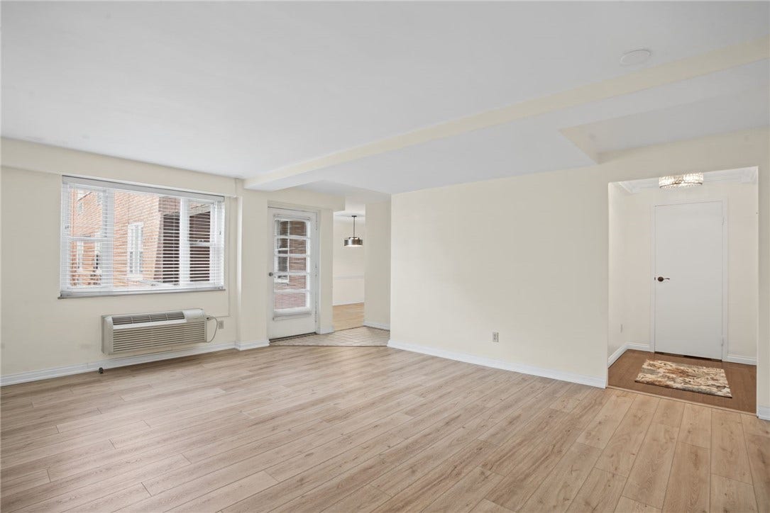4601 Fifth, #521, Pittsburgh, PA 15213 4601 Fifth, #521, Pittsburgh, PA 15213