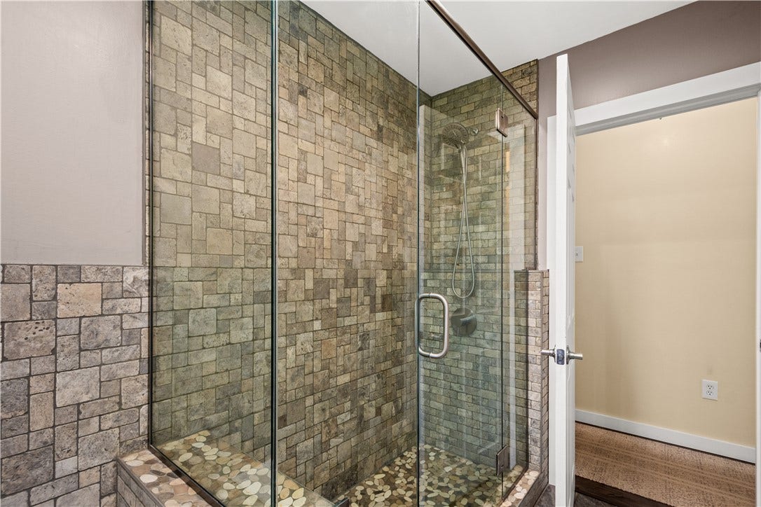 2724 20th Street Ext, Beaver Falls, PA 15010 2724 20th Street Ext, Beaver Falls, PA 15010