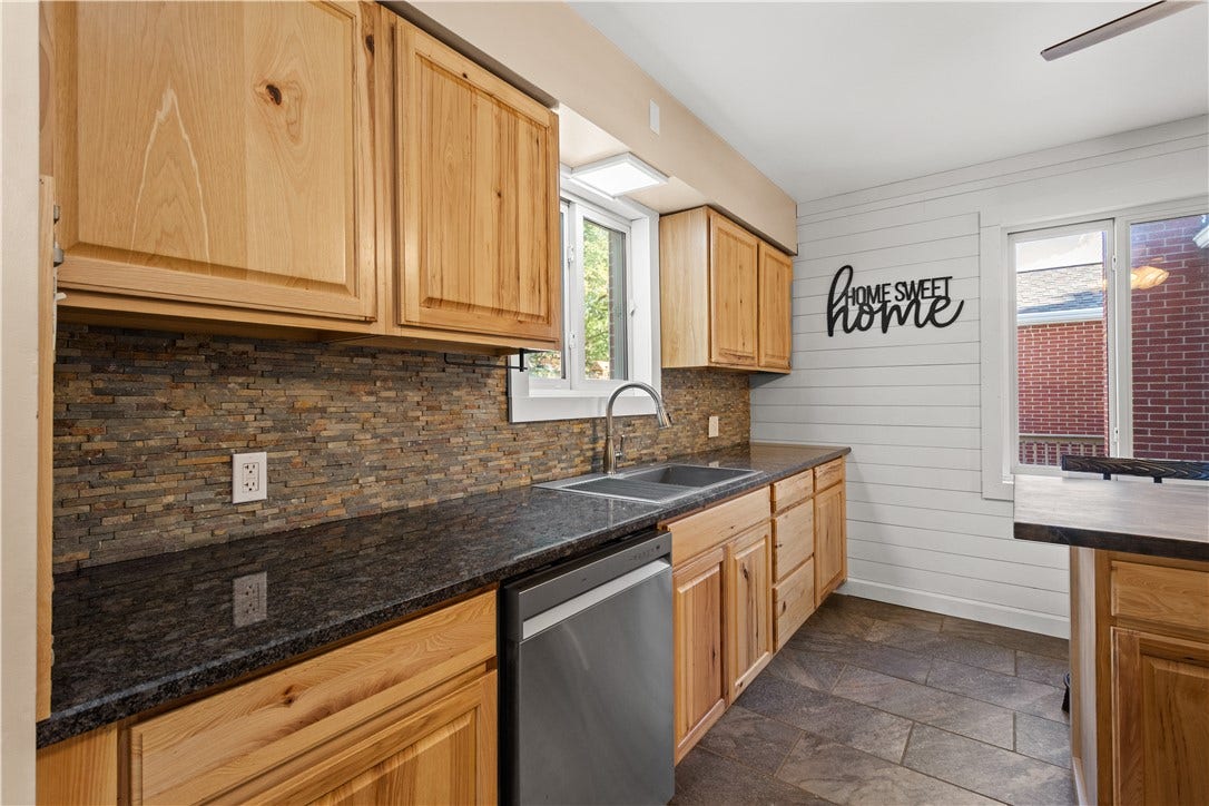 2724 20th Street Ext, Beaver Falls, PA 15010 2724 20th Street Ext, Beaver Falls, PA 15010