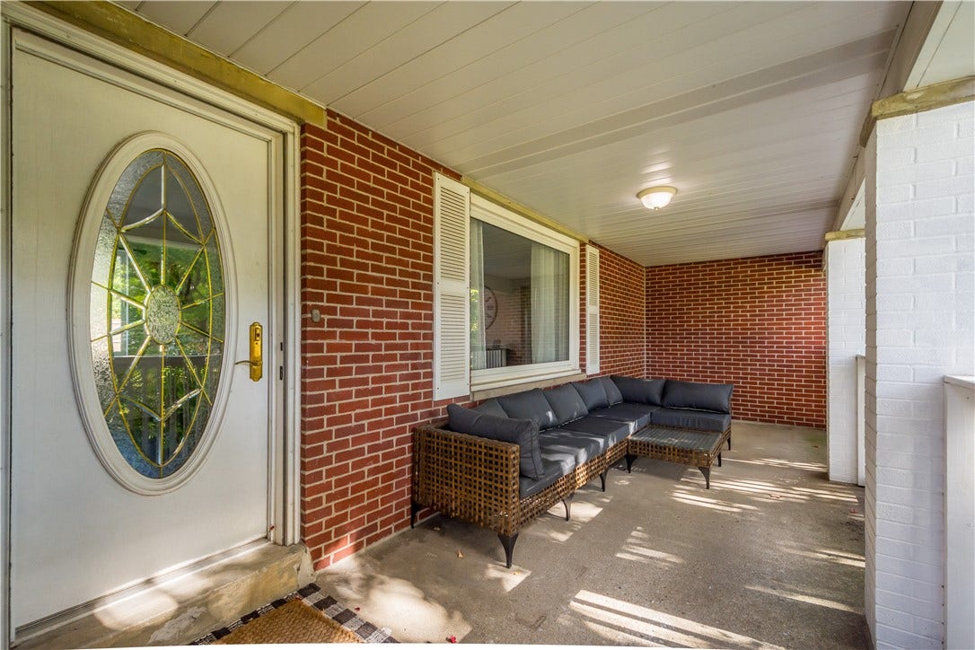 2724 20th Street Ext, Beaver Falls, PA 15010 2724 20th Street Ext, Beaver Falls, PA 15010