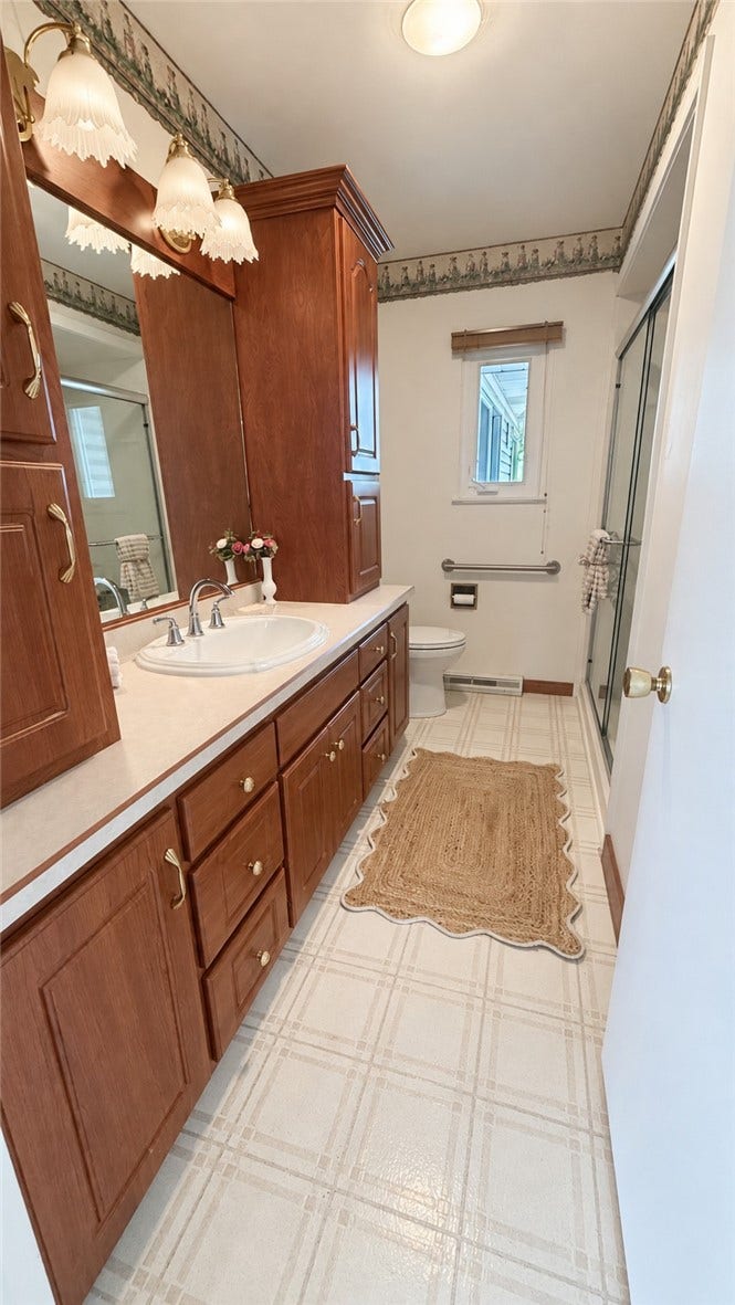 321 Comanche Dr, Belle Vernon, PA 15012 Bathroom on main level
