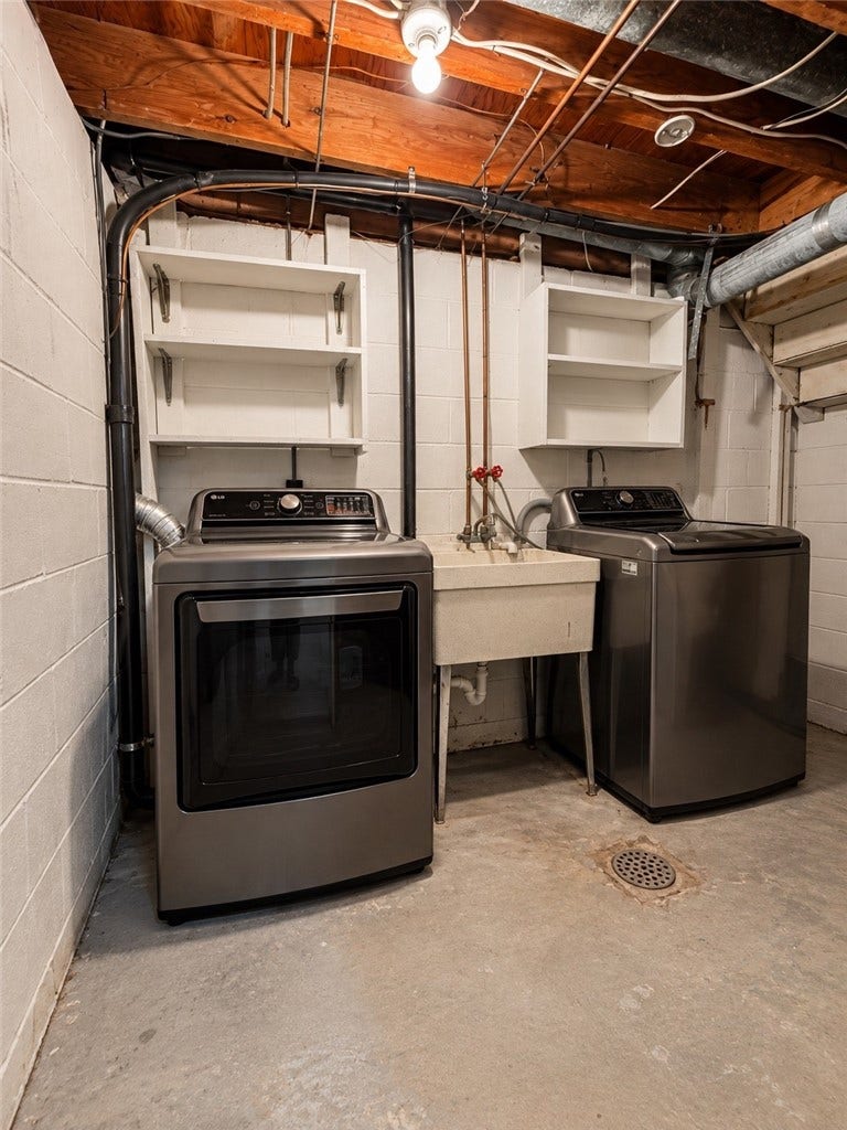 4423 Laurel Oak Dr, Allison Park, PA 15101