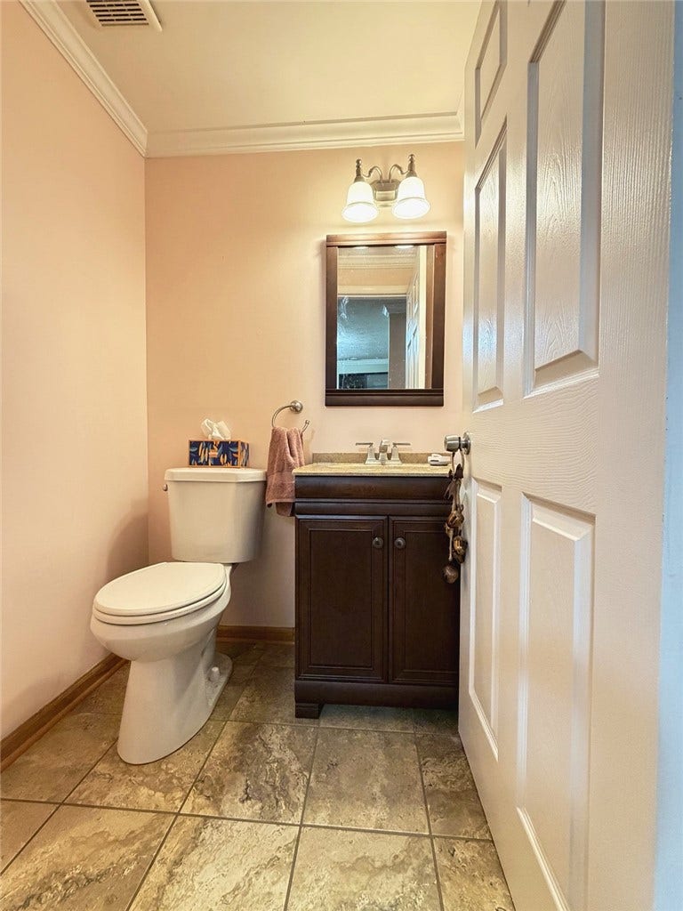 4423 Laurel Oak Dr, Allison Park, PA 15101
