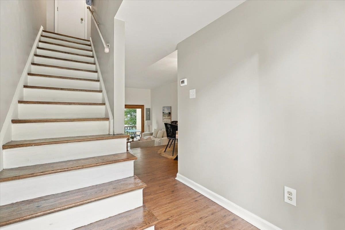 640 Carriage Circle, Pittsburgh, PA 15205