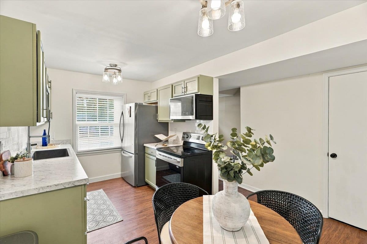640 Carriage Circle, Pittsburgh, PA 15205