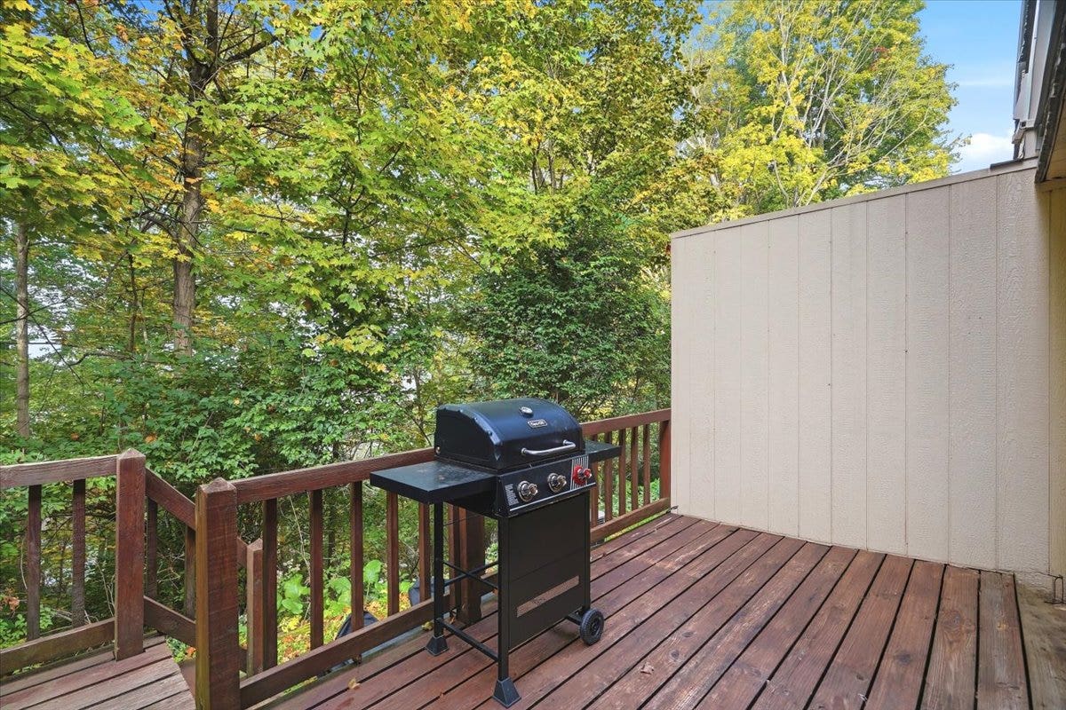 640 Carriage Circle, Pittsburgh, PA 15205