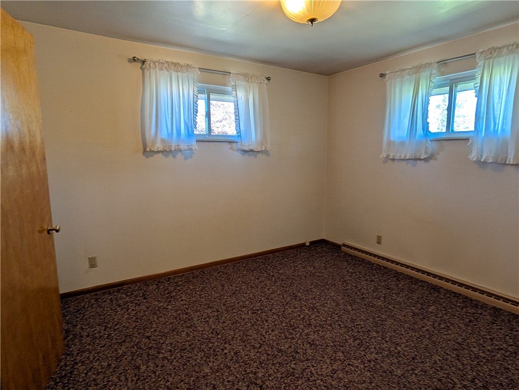 427 Belrose Dr, Belle Vernon, PA 15012 427 Belrose Dr, Belle Vernon, PA 15012