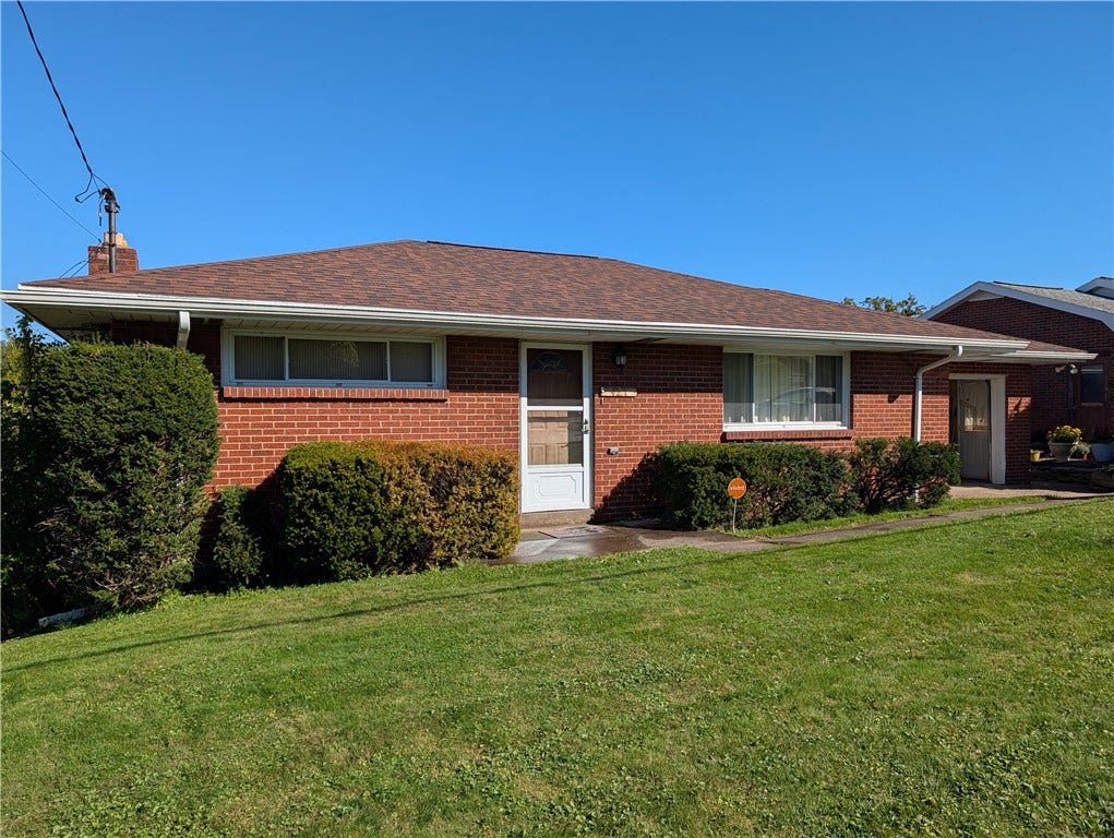 427 Belrose Dr, Belle Vernon, PA 15012 427 Belrose Dr, Belle Vernon, PA 15012