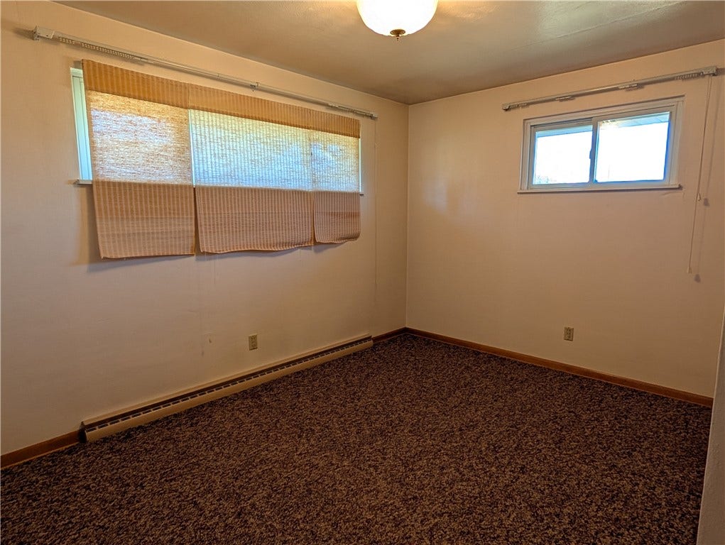 427 Belrose Dr, Belle Vernon, PA 15012 427 Belrose Dr, Belle Vernon, PA 15012