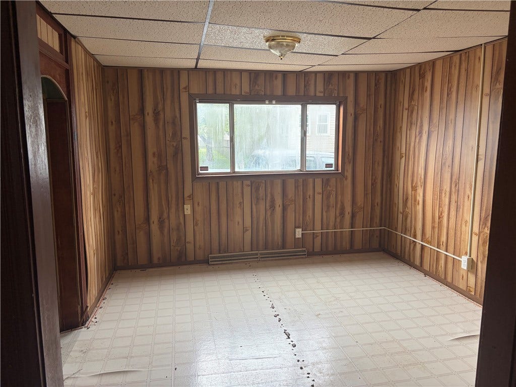 170 West Burrell Street, Blairsville, PA 15717 170 West Burrell Street, Blairsville, PA 15717