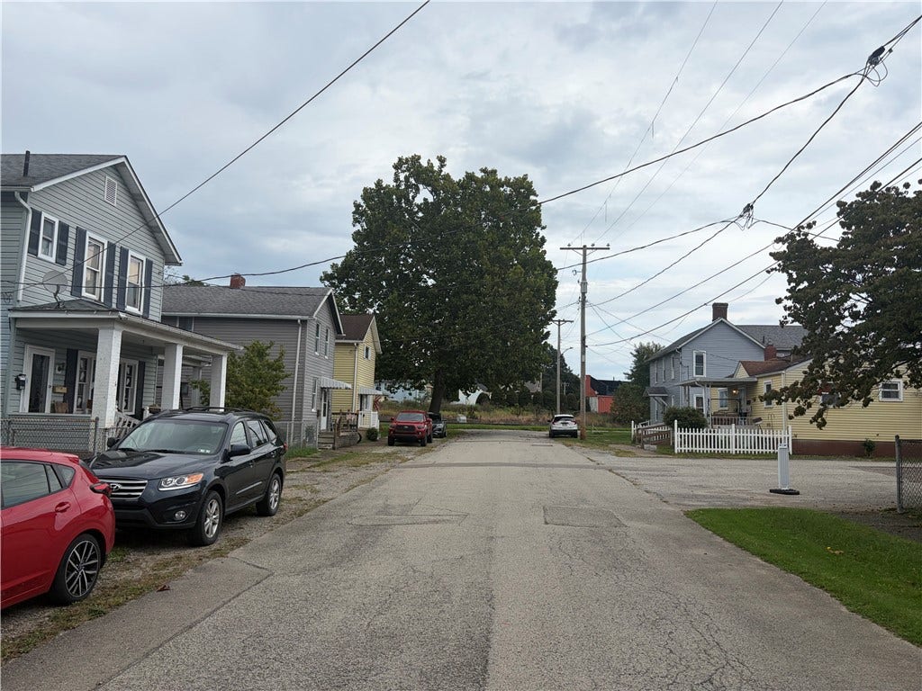 170 West Burrell Street, Blairsville, PA 15717 170 West Burrell Street, Blairsville, PA 15717
