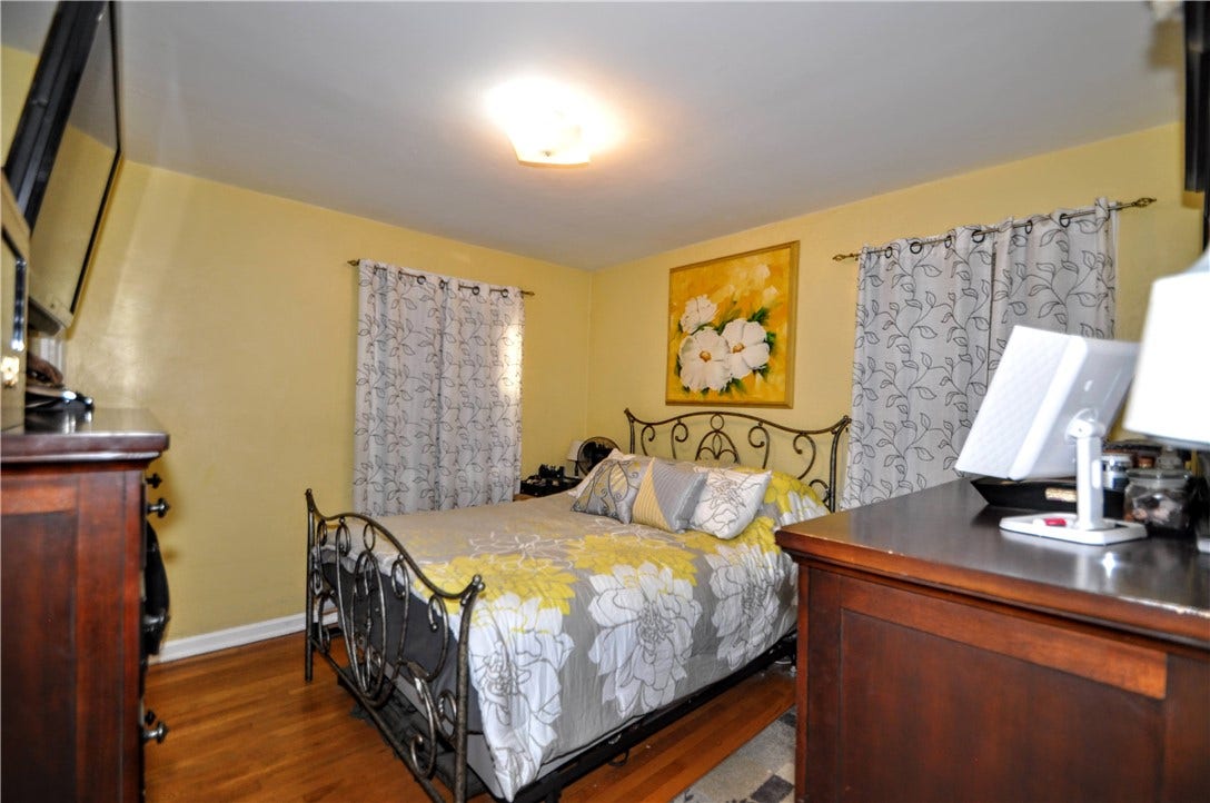 2403 Longcrest Ave, Bethel Park, PA 15102 2403 Longcrest Ave, Bethel Park, PA 15102