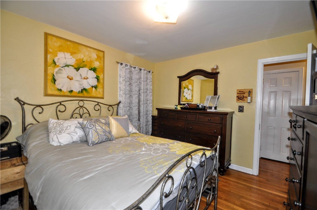 2403 Longcrest Ave, Bethel Park, PA 15102 2403 Longcrest Ave, Bethel Park, PA 15102