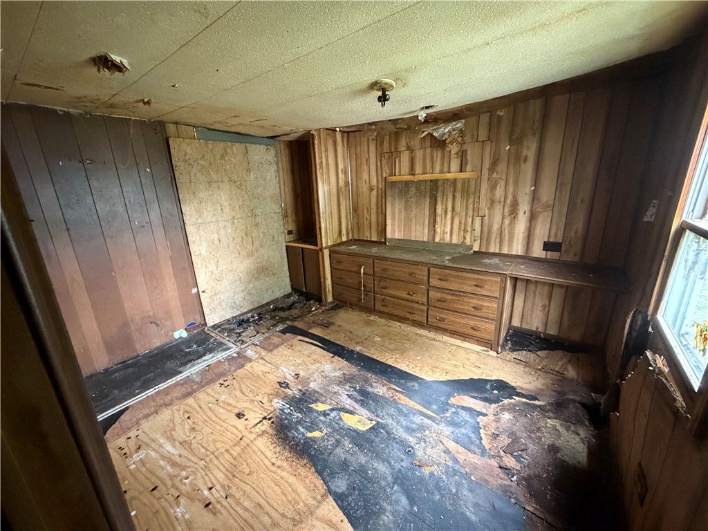 51 Kanouff Street, Homer City, PA 15748 51 Kanouff Street, Homer City, PA 15748