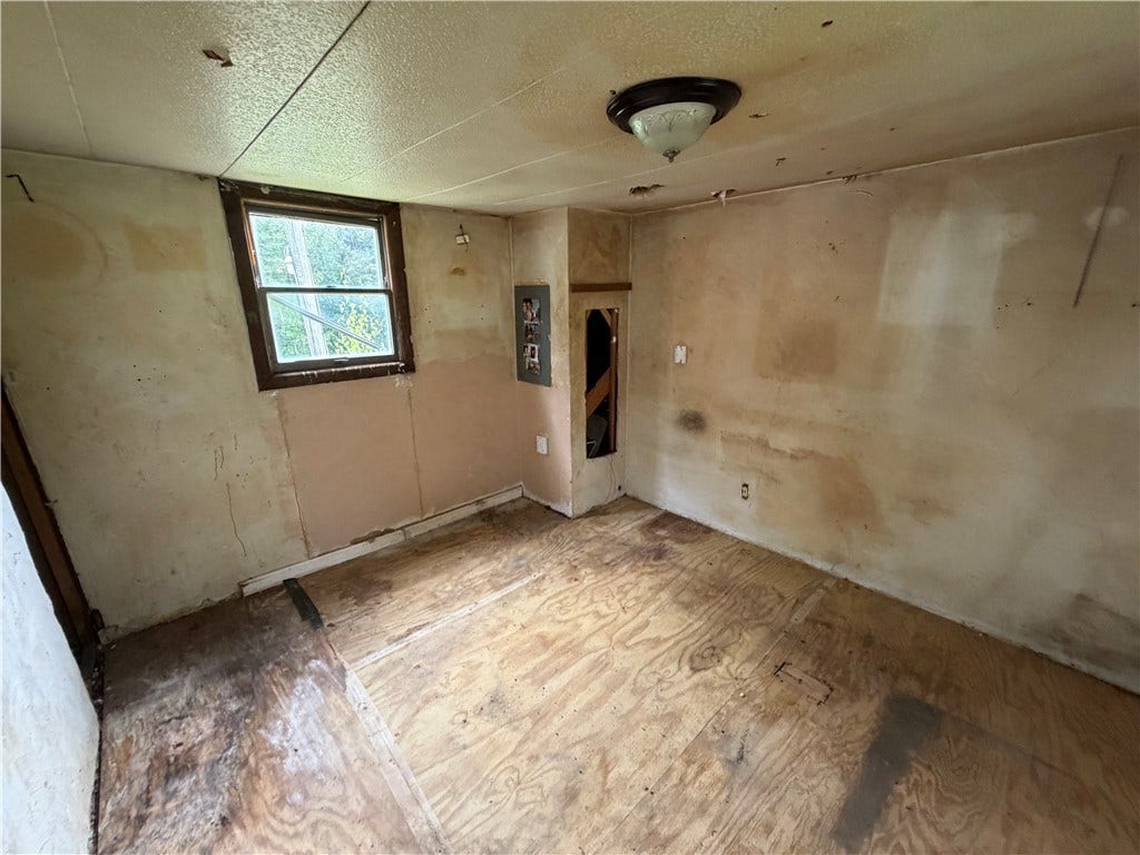 51 Kanouff Street, Homer City, PA 15748 51 Kanouff Street, Homer City, PA 15748