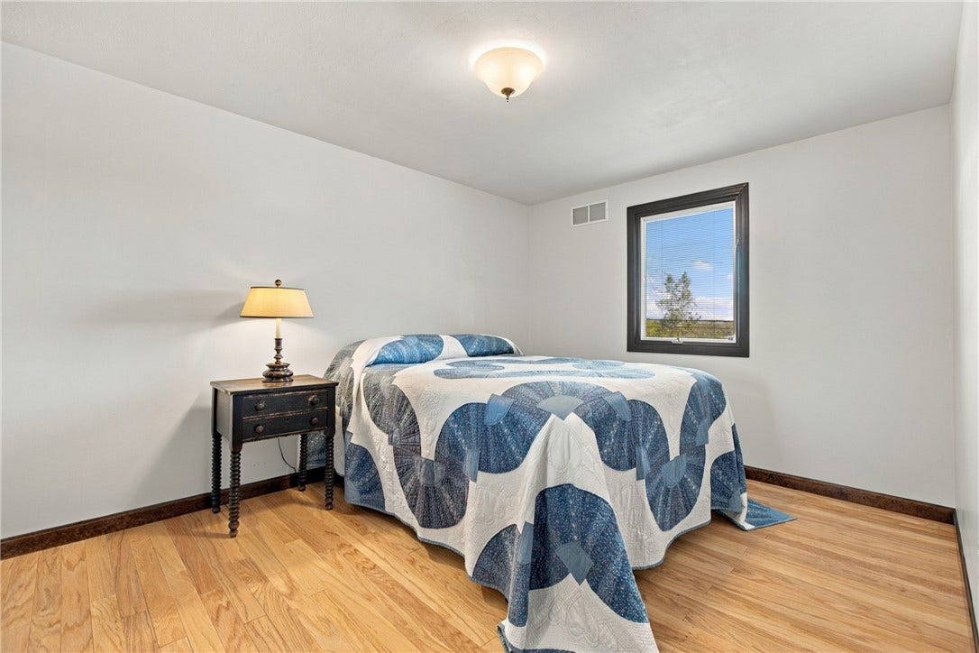 134 Mayer Drive, Oakdale, PA 15071 134 Mayer Drive, Oakdale, PA 15071