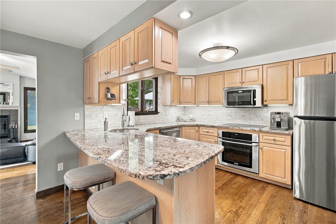 134 Mayer Drive, Oakdale, PA 15071 134 Mayer Drive, Oakdale, PA 15071