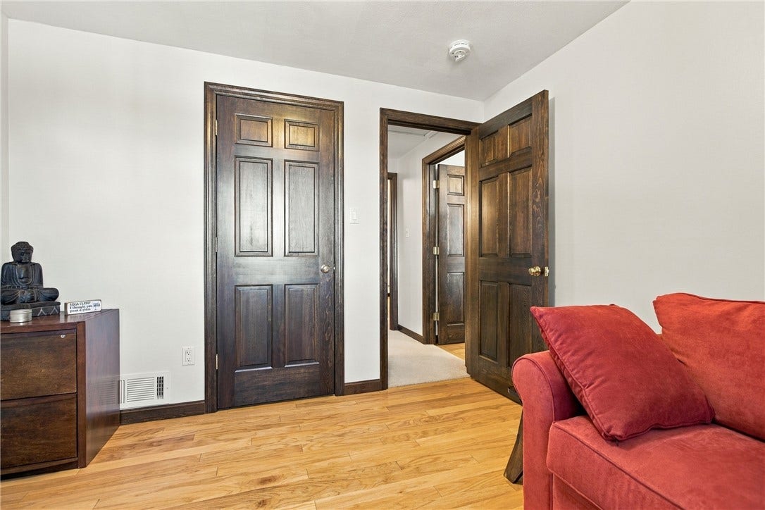 134 Mayer Drive, Oakdale, PA 15071 134 Mayer Drive, Oakdale, PA 15071