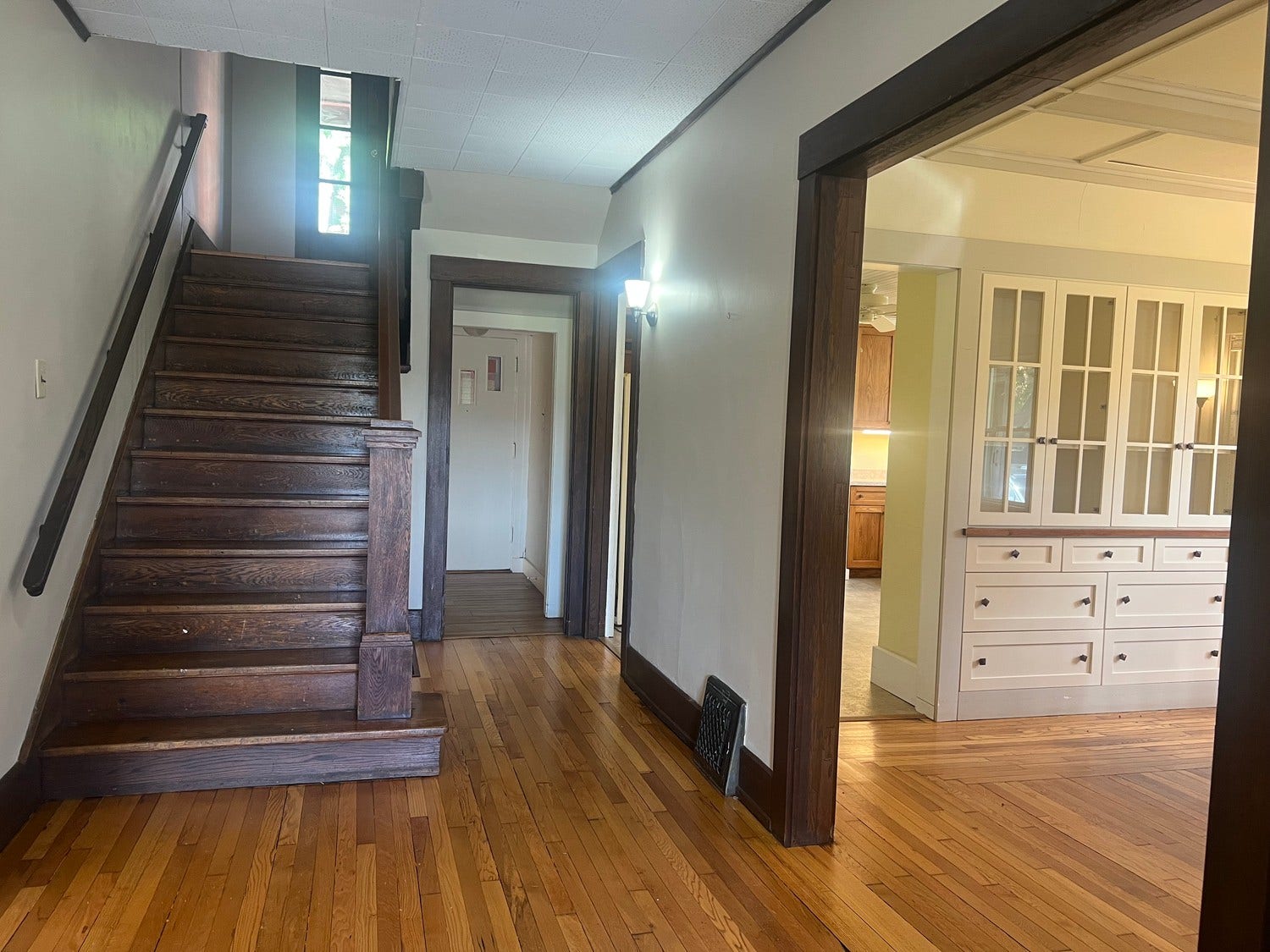 317 EAST Street, New Castle, PA 16101 317 EAST Street, New Castle, PA 16101