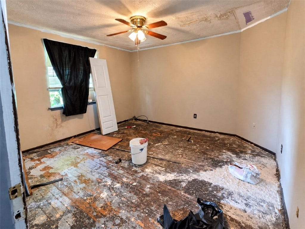 409 Prospect Ave, Donora, PA 15033 409 Prospect Ave, Donora, PA 15033