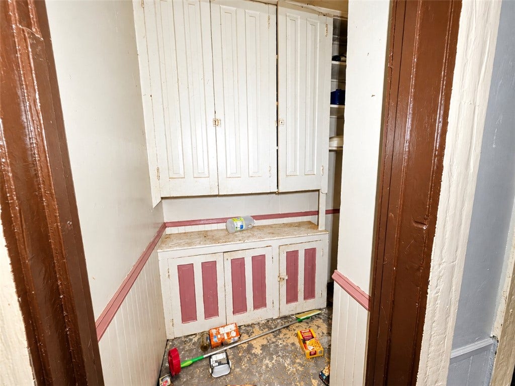409 Prospect Ave, Donora, PA 15033 409 Prospect Ave, Donora, PA 15033