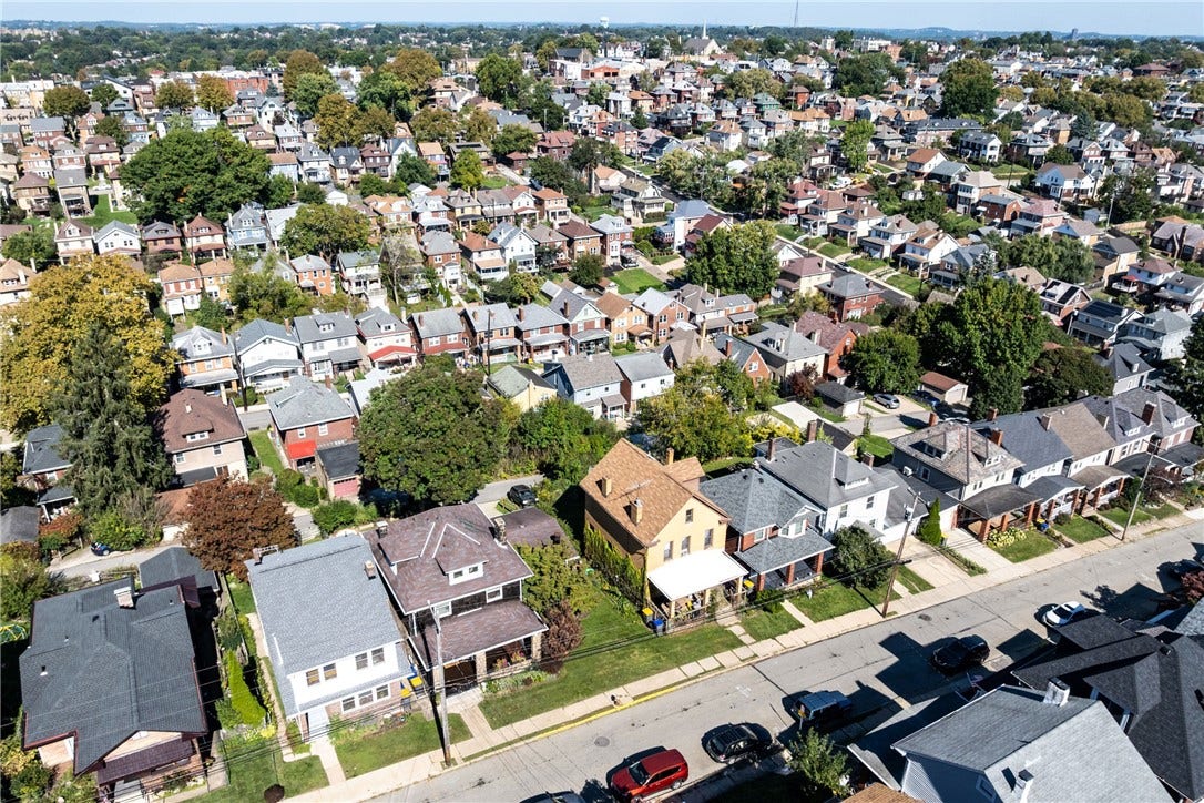 3242 Latonia Ave, Pittsburgh, PA 15216 3242 Latonia Ave, Pittsburgh, PA 15216