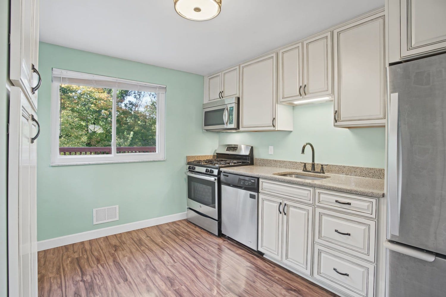 1403 Lakeside Drive, Allison Park, PA 15101 1403 Lakeside Drive, Allison Park, PA 15101