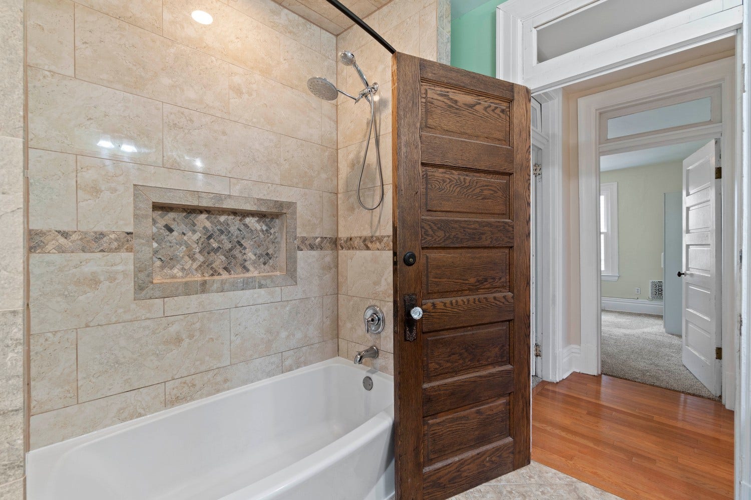 361 Library Place, Oakmont, PA 15139