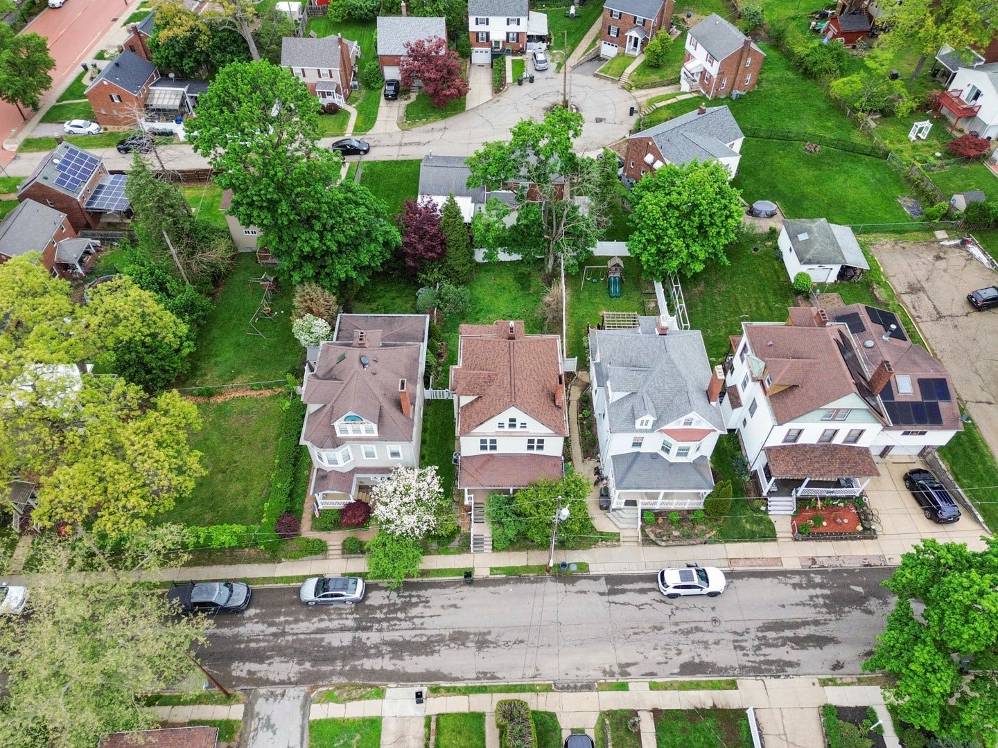 361 Library Place, Oakmont, PA 15139