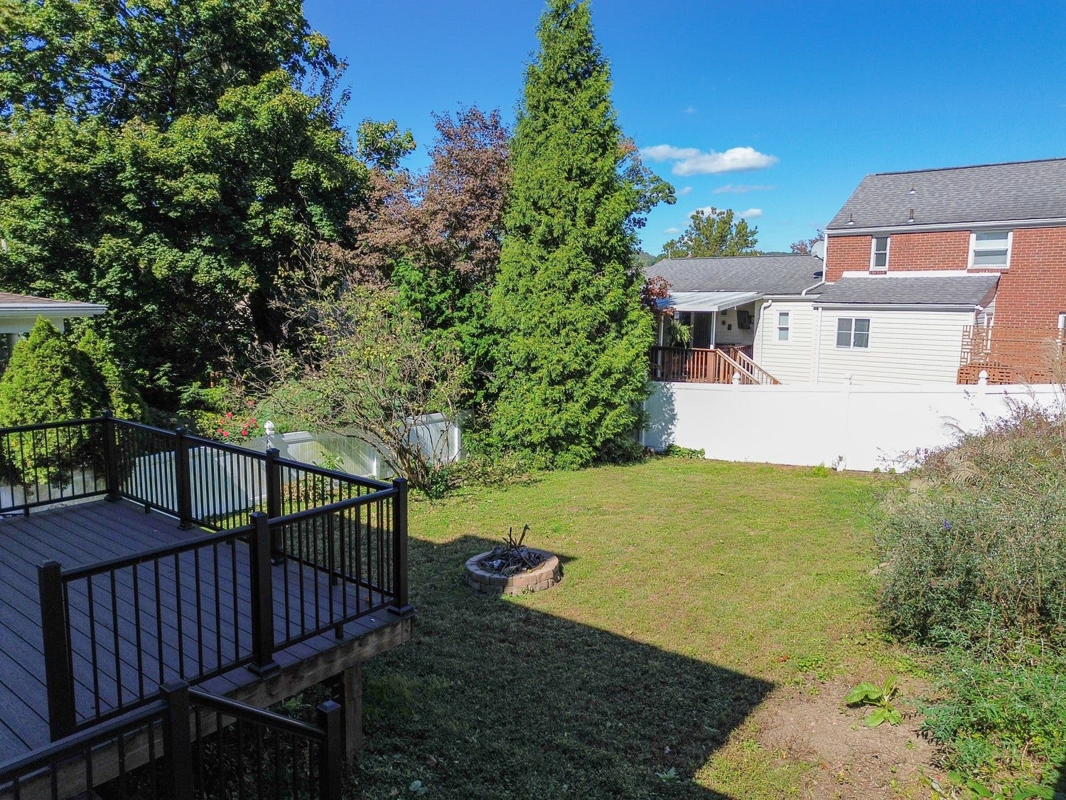 361 Library Place, Oakmont, PA 15139
