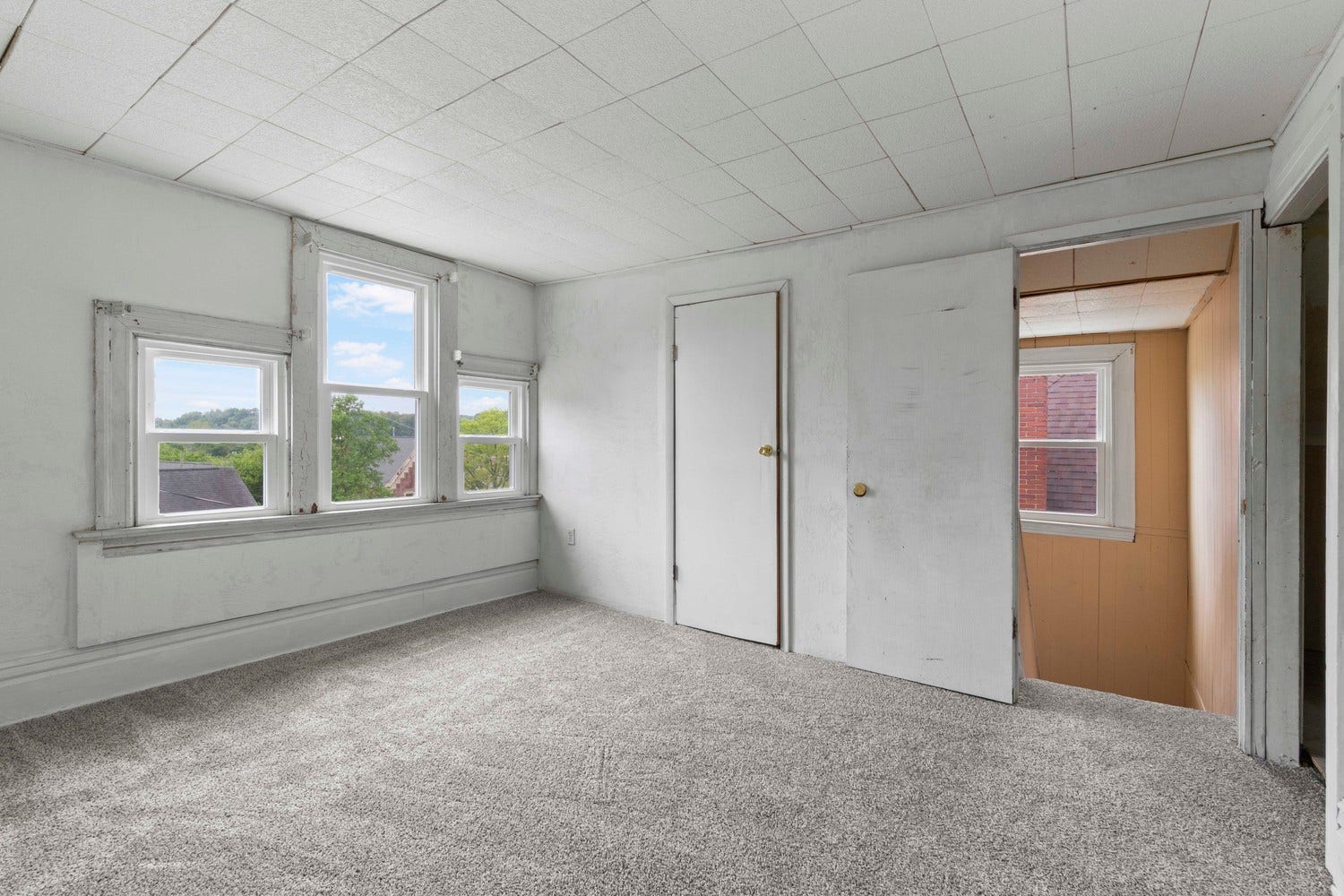 361 Library Place, Oakmont, PA 15139