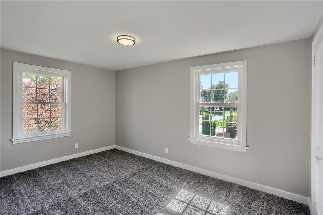732 Pershing St, Ellwood City, PA 16117