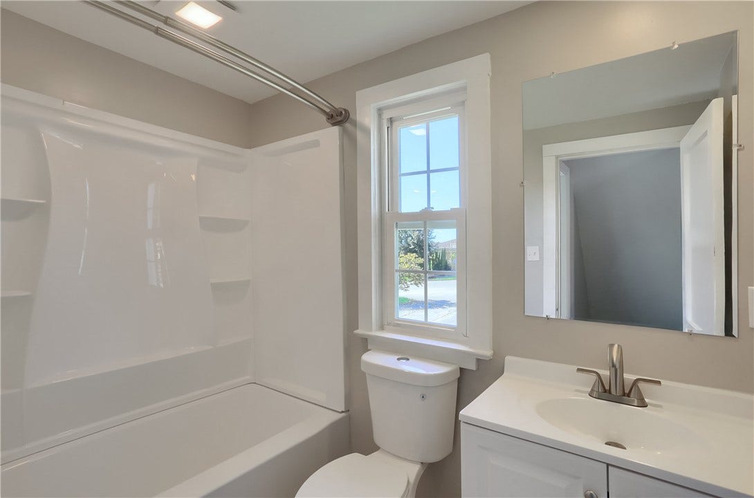732 Pershing St, Ellwood City, PA 16117