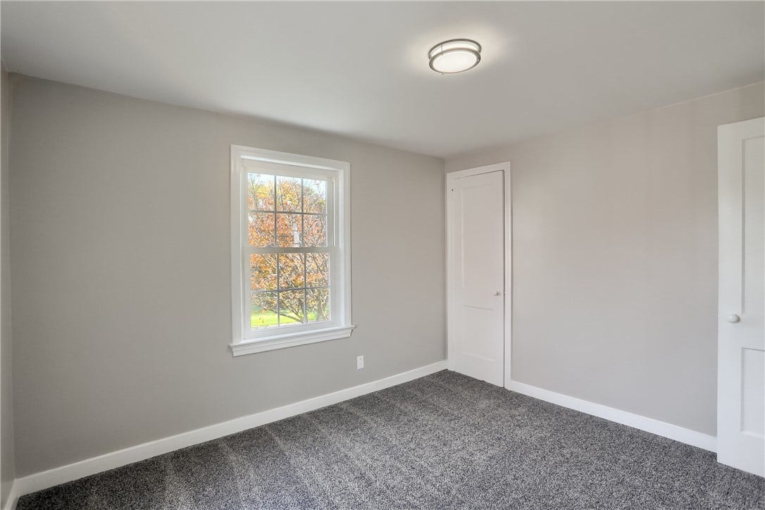 732 Pershing St, Ellwood City, PA 16117