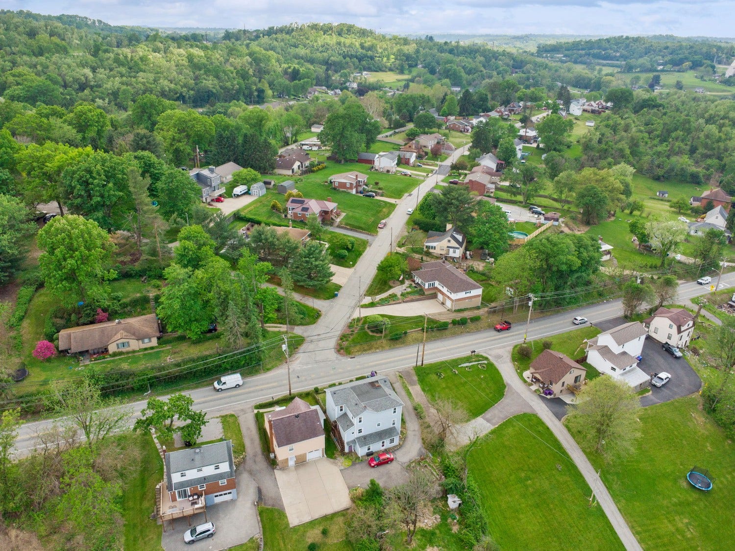 8013 Saltsburg Road, Pittsburgh, PA 15239 8013 Saltsburg Road, Pittsburgh, PA 15239