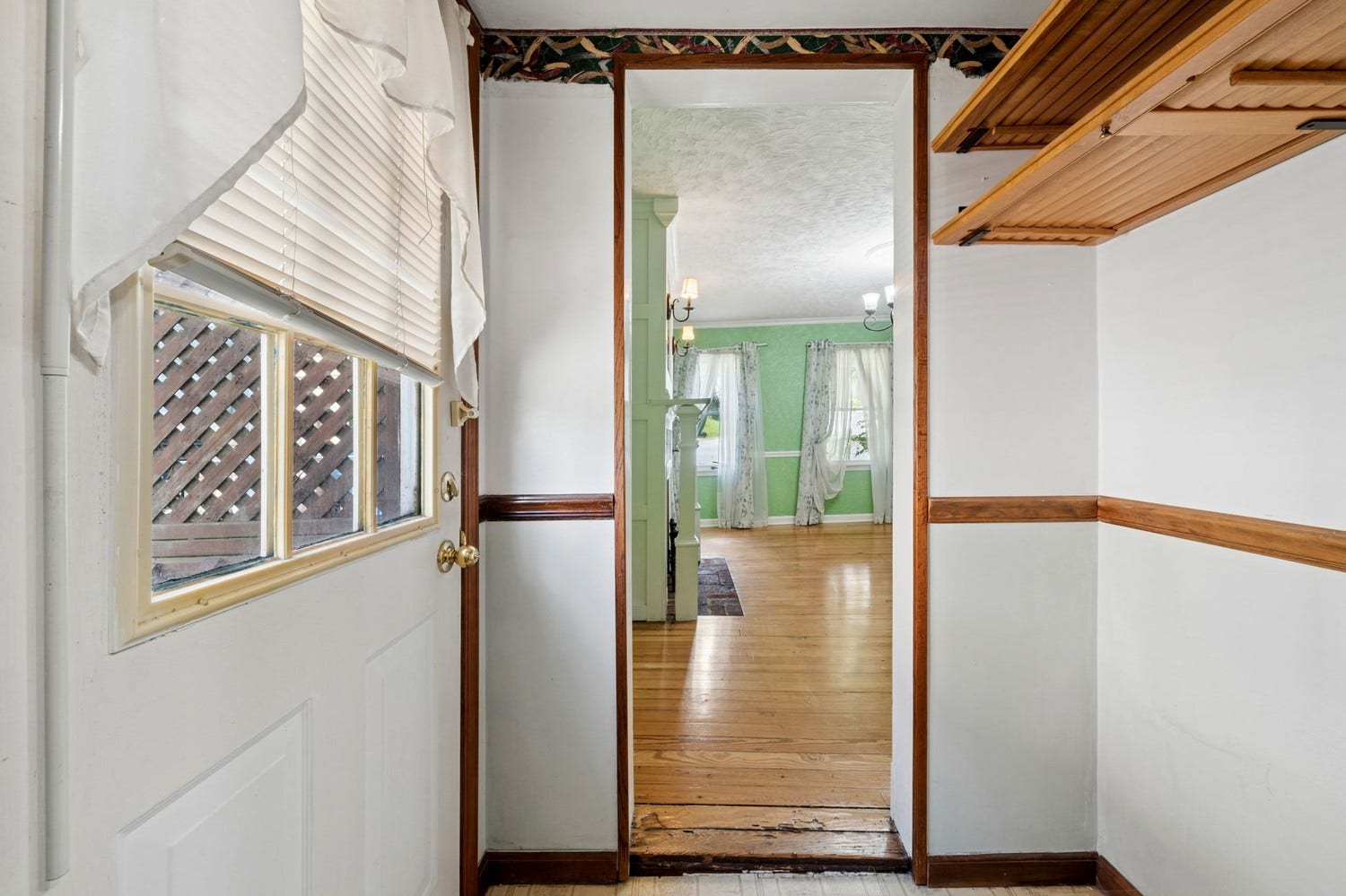 8013 Saltsburg Road, Pittsburgh, PA 15239 8013 Saltsburg Road, Pittsburgh, PA 15239