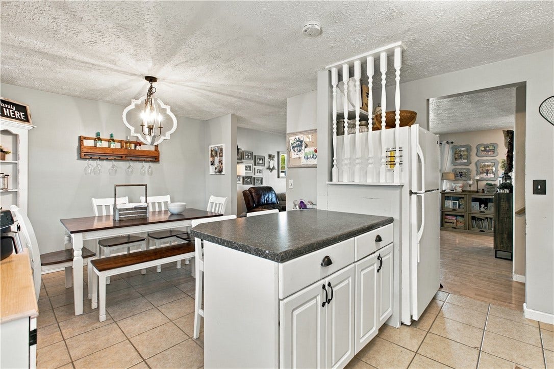 3098 Countryside Drive, Allison Park, PA 15101 3098 Countryside Drive, Allison Park, PA 15101