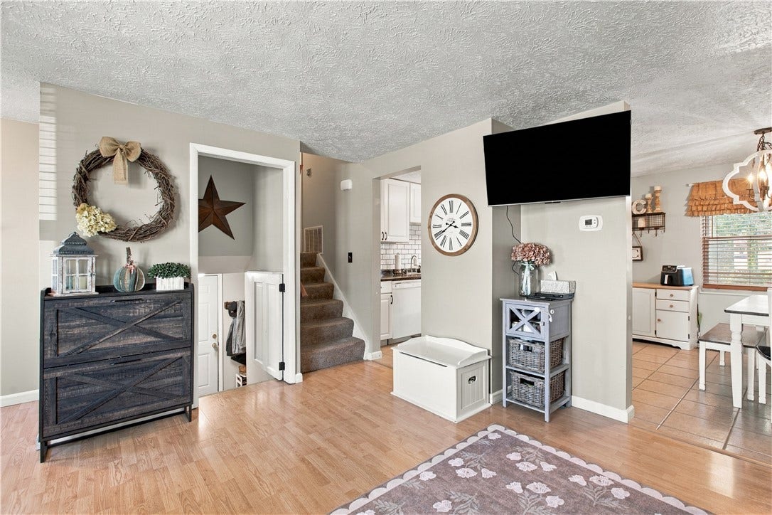 3098 Countryside Drive, Allison Park, PA 15101 3098 Countryside Drive, Allison Park, PA 15101