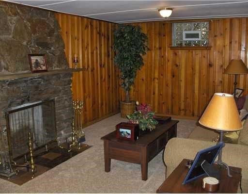 2709 Blackridge Avenue, Pittsburgh, PA 15235 2709 Blackridge Avenue, Pittsburgh, PA 15235