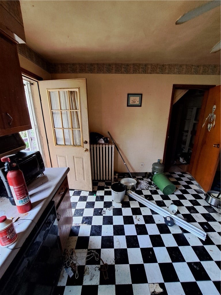 51 Linden St, Natrona Heights, PA 15065 51 Linden St, Natrona Heights, PA 15065