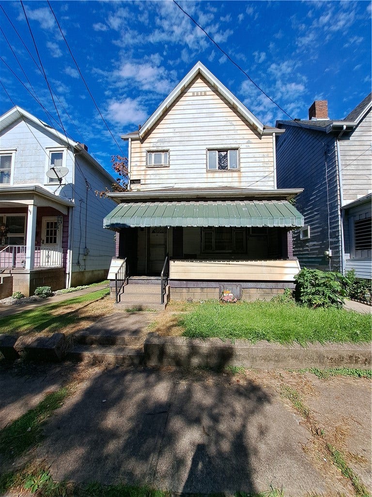 51 Linden St, Natrona Heights, PA 15065 51 Linden St, Natrona Heights, PA 15065