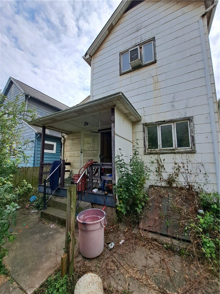 51 Linden St, Natrona Heights, PA 15065 51 Linden St, Natrona Heights, PA 15065